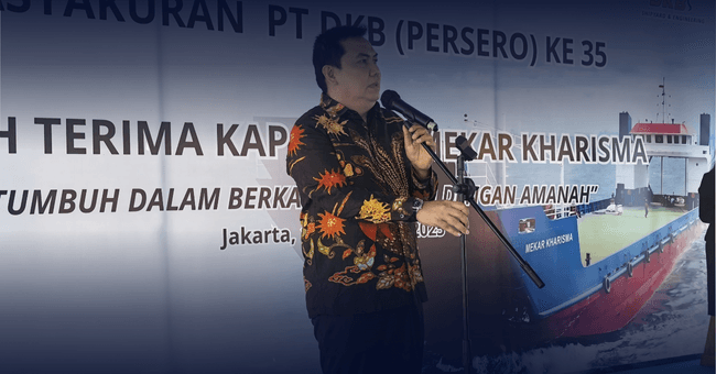 Bertepatan HUT ke-35, DKB Serah Terimakan LCT Mekar Kharisma ke Pelayaran Mekarsejati Kharisma