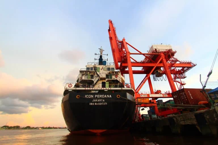 PT Indo Container Lines (ICON Line): Mengulas Kegesitan sang Market Leader Baru di Sektor Kontainerisasi Domestik